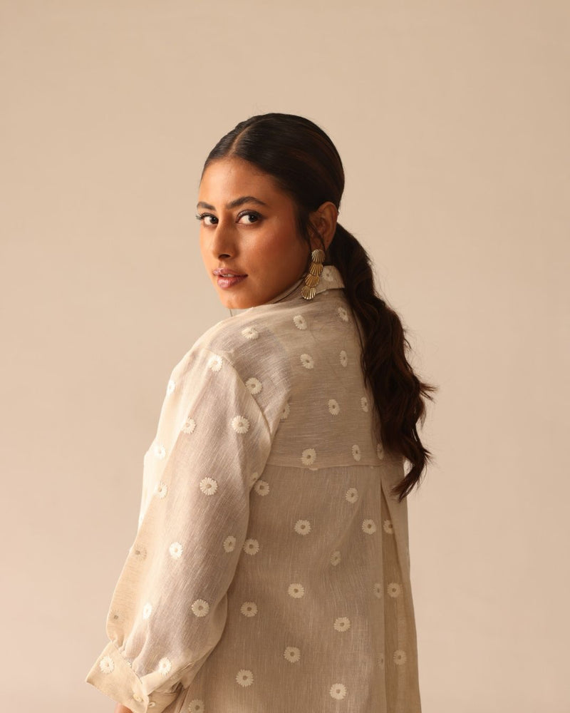 Iris breeze (Beige & Ivory)